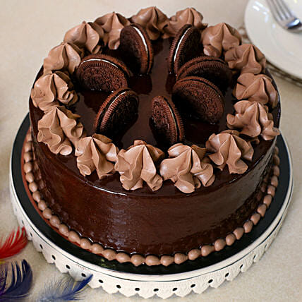 rresistible Chocolate Oreo Cake- Half Kg