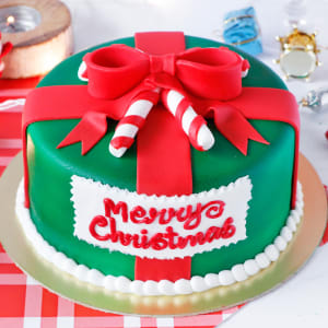Christmas Designer Gift Cake